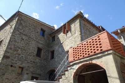 Indipendente in Vendita a Castel Focognano Localetã  Ornina Bassa
